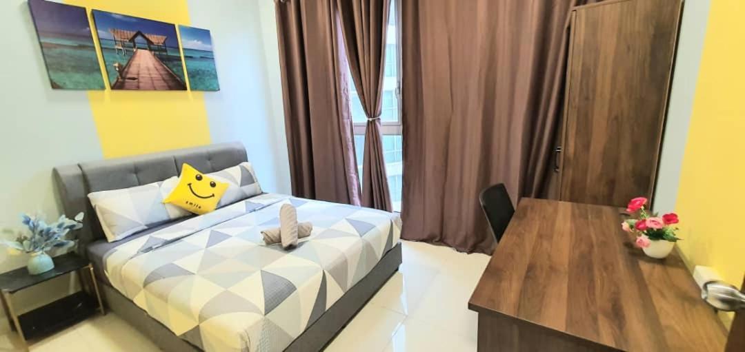 Regalia Suites With Infinity Pool Klcc By Staycation Homes كوالالمبور المظهر الخارجي الصورة
