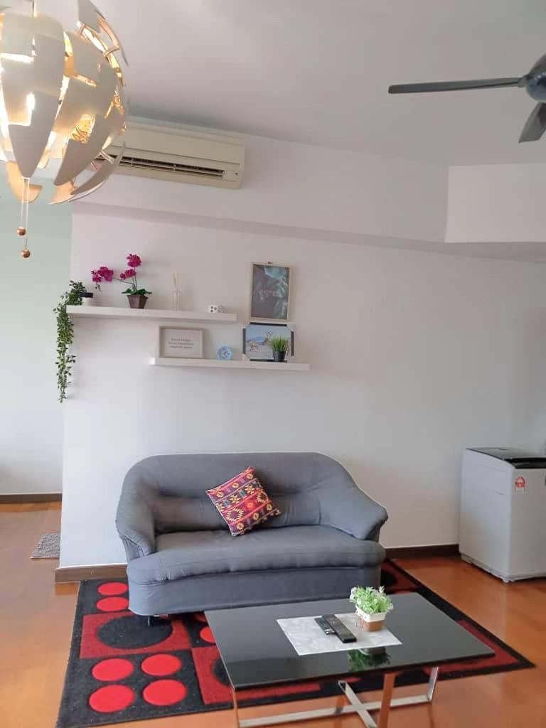 Regalia Suites With Infinity Pool Klcc By Staycation Homes كوالالمبور المظهر الخارجي الصورة